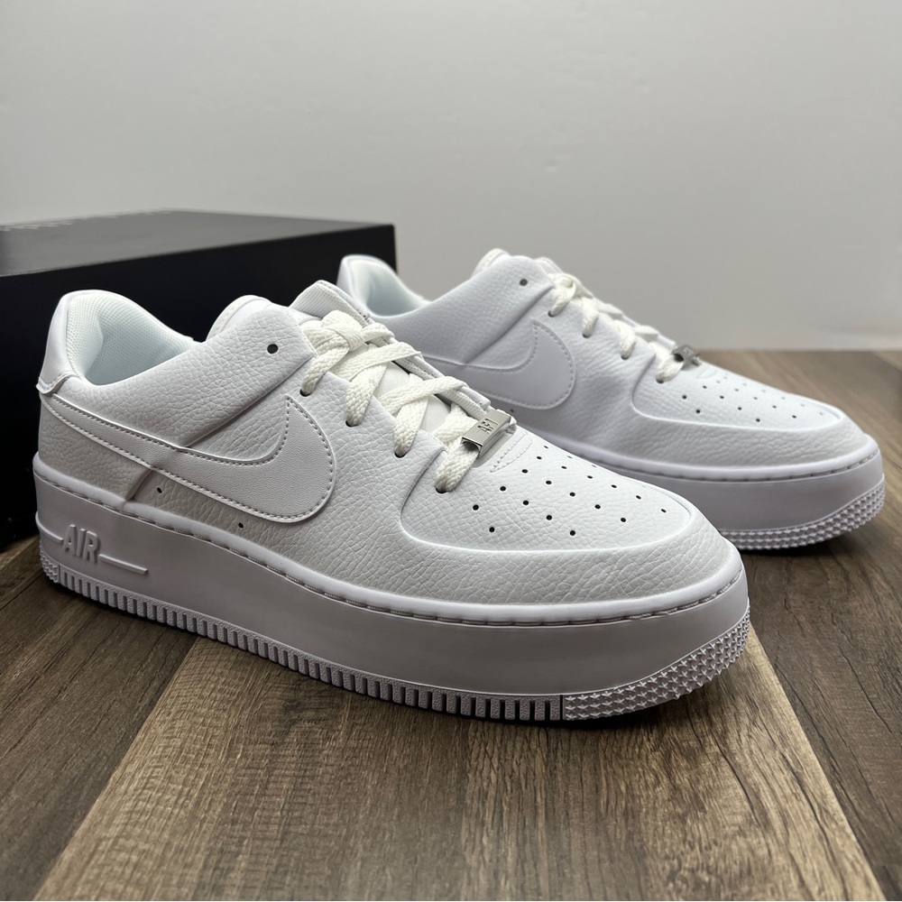 Nike Air Force 1 Sage Low - Picture 4 of 7